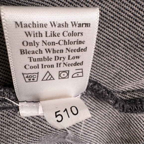 Coldwater Creek Faded Black Snap Button Down Denim Jean Jacket Size Large - Picture 13 of 13